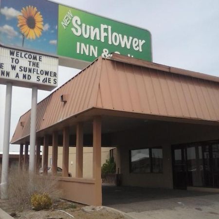 Sunflower Inn&Suites - Garden City Exterior foto