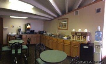 Sunflower Inn&Suites - Garden City Exterior foto