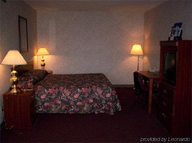 Sunflower Inn&Suites - Garden City Zimmer foto