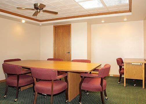 Sunflower Inn&Suites - Garden City Einrichtungen foto